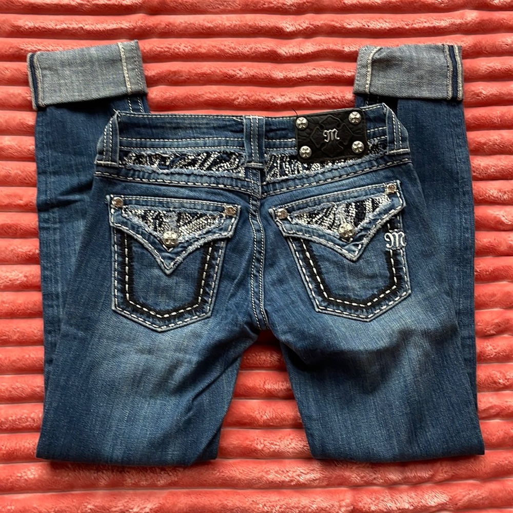 Miss Me 25 Skinny Jeans